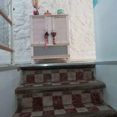 Maison De Ville, Terrasse, Chaleureuse